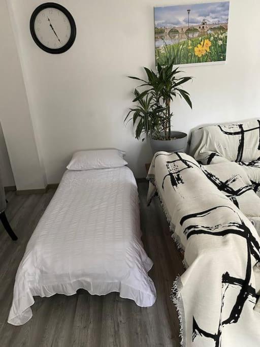 Spa Jardin Prive T3 Independant Dans Villa 莫里埃莱阿维尼翁 外观 照片