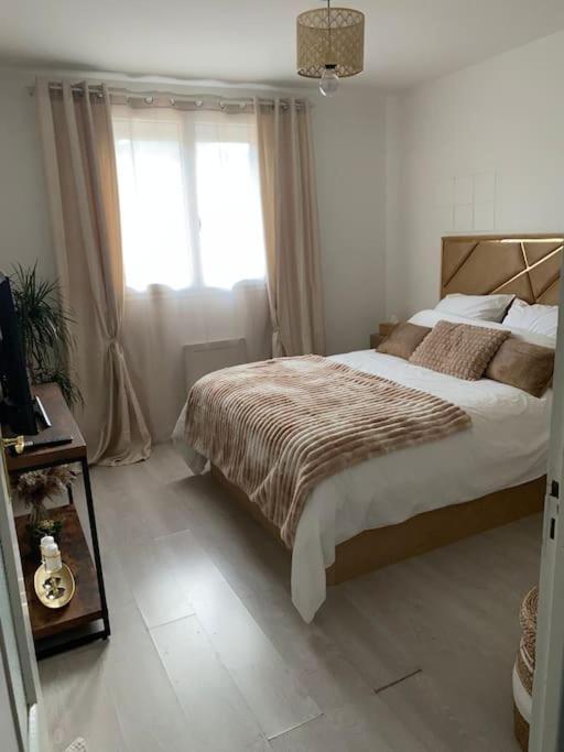 Spa Jardin Prive T3 Independant Dans Villa 莫里埃莱阿维尼翁 外观 照片